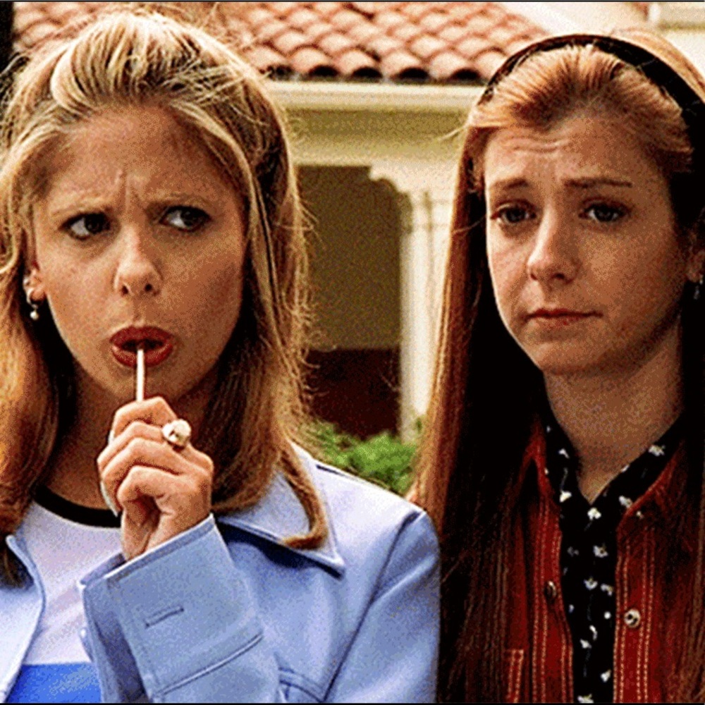 Meet your Posher, Izzi